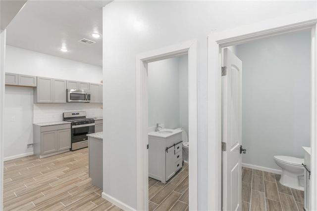 700 N Tucker Avenue, Shawnee, OK 74801