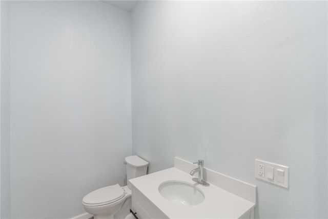 700 N Tucker Avenue, Shawnee, OK 74801