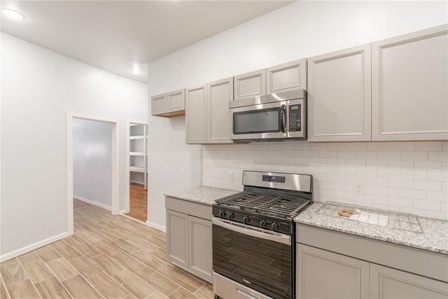 700 N Tucker Avenue, Shawnee, OK 74801