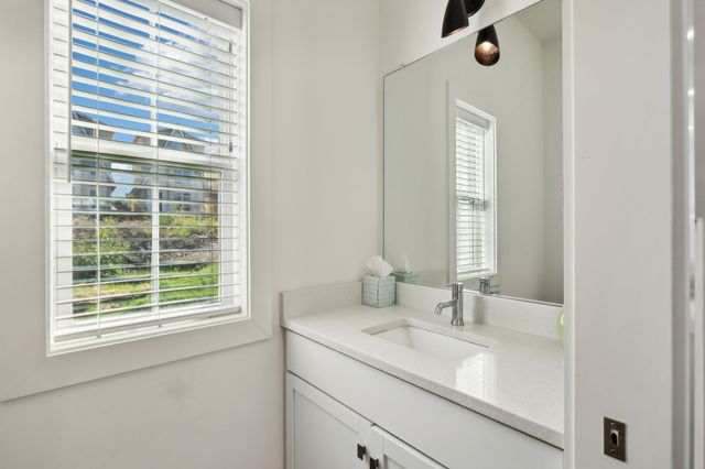 644 Nashua Ln, Nashville, TN 37209