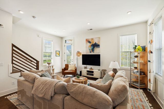644 Nashua Ln, Nashville, TN 37209