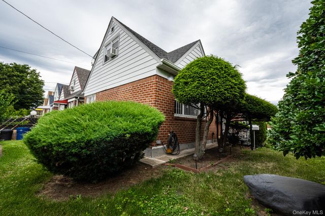 101-05 24th Avenue, East Elmhurst, NY 11369