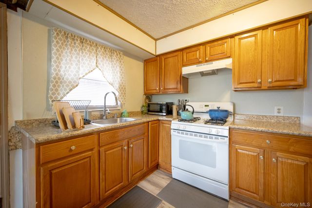 101-05 24th Avenue, East Elmhurst, NY 11369
