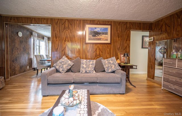 101-05 24th Avenue, East Elmhurst, NY 11369