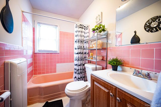 101-05 24th Avenue, East Elmhurst, NY 11369