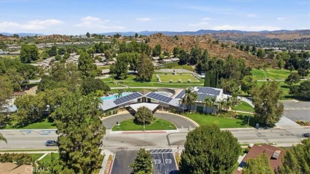 19208 Avenue Of The Oaks G, Newhall, CA 91321