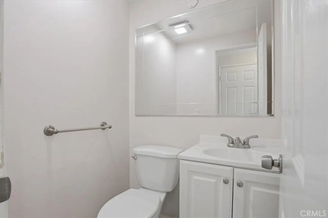 19208 Avenue Of The Oaks G, Newhall, CA 91321