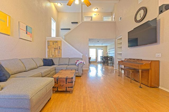 400 Crest Place, Norman, OK 73071