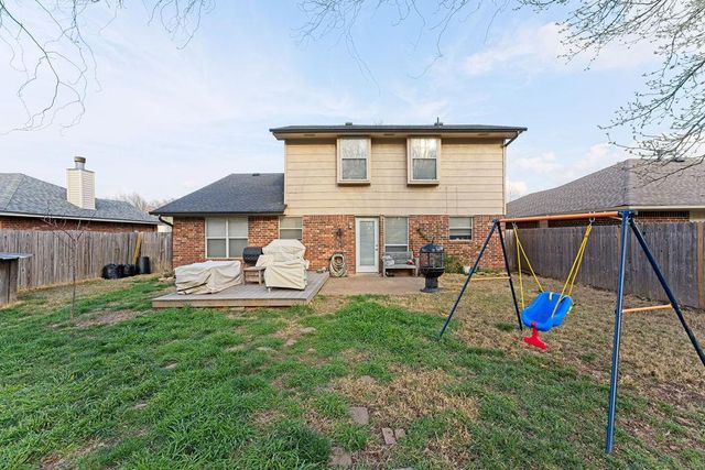 400 Crest Place, Norman, OK 73071