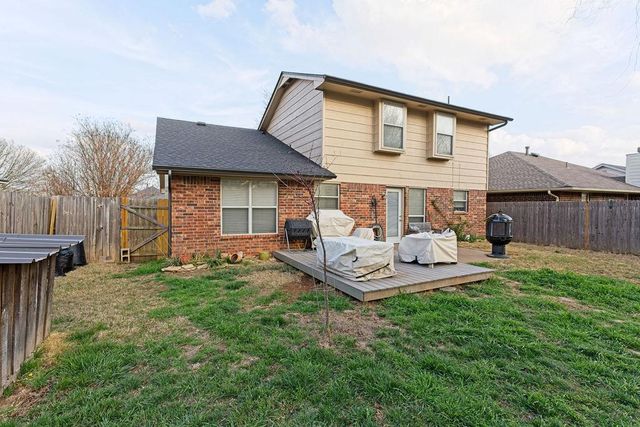 400 Crest Place, Norman, OK 73071