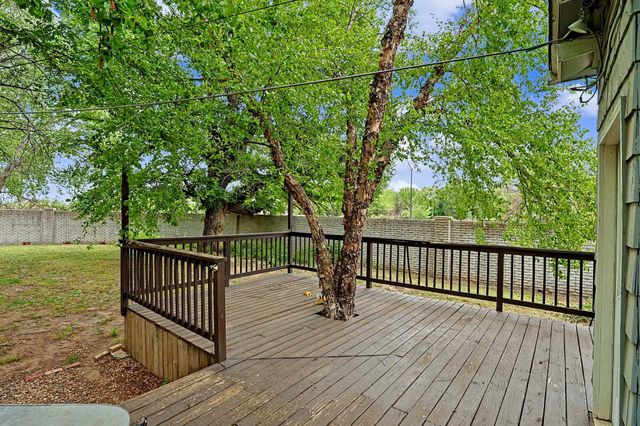 448 S Belmont St, Wichita, KS 67218