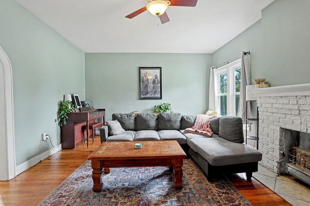 448 S Belmont St, Wichita, KS 67218