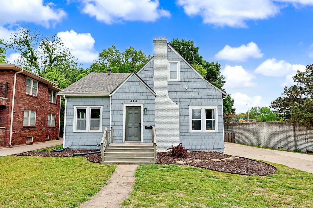 448 S Belmont St, Wichita, KS 67218