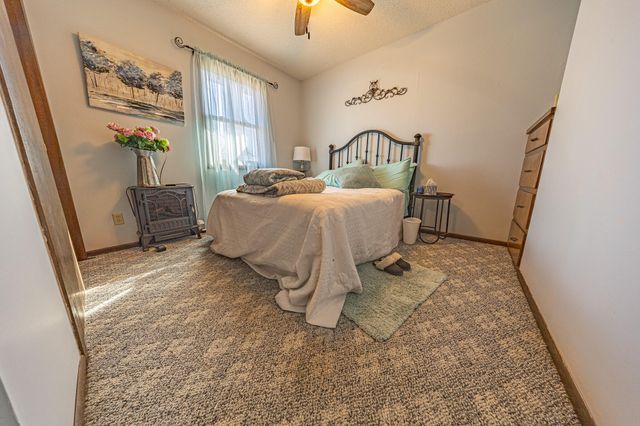 24074 Greybridge W, Pittsburg, MO 65724