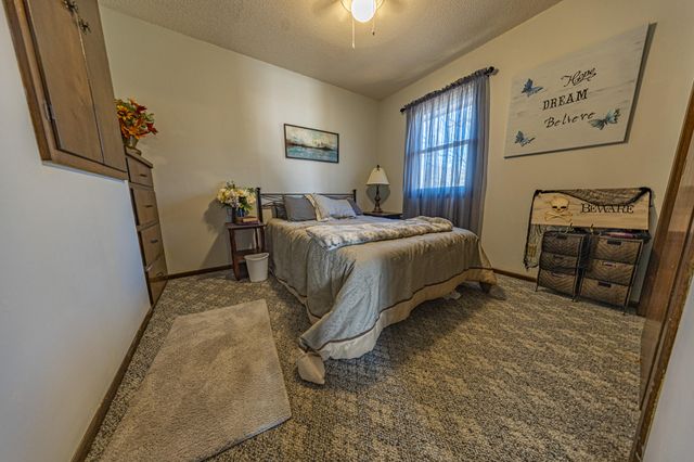 24074 Greybridge W, Pittsburg, MO 65724