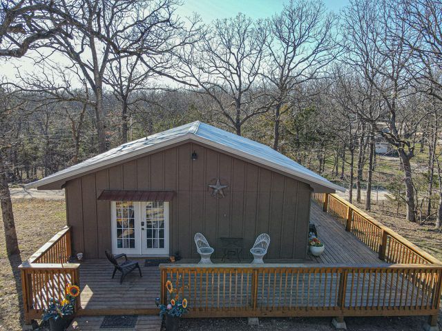 24074 Greybridge W, Pittsburg, MO 65724