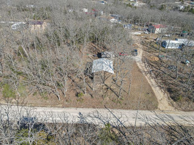 24074 Greybridge W, Pittsburg, MO 65724