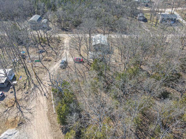 24074 Greybridge W, Pittsburg, MO 65724