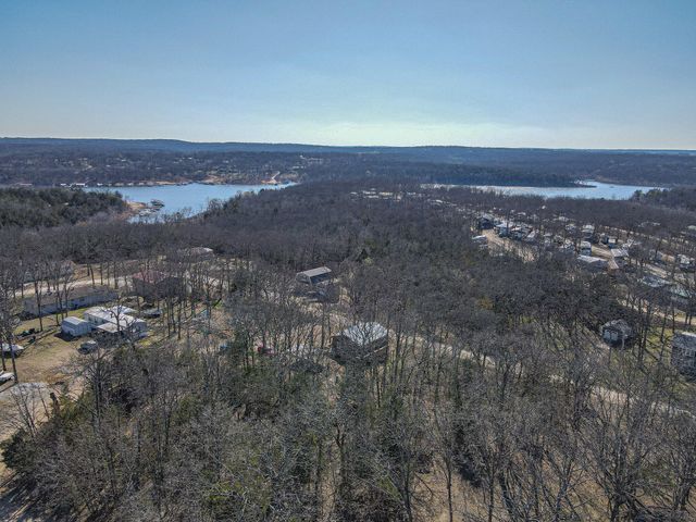 24074 Greybridge W, Pittsburg, MO 65724