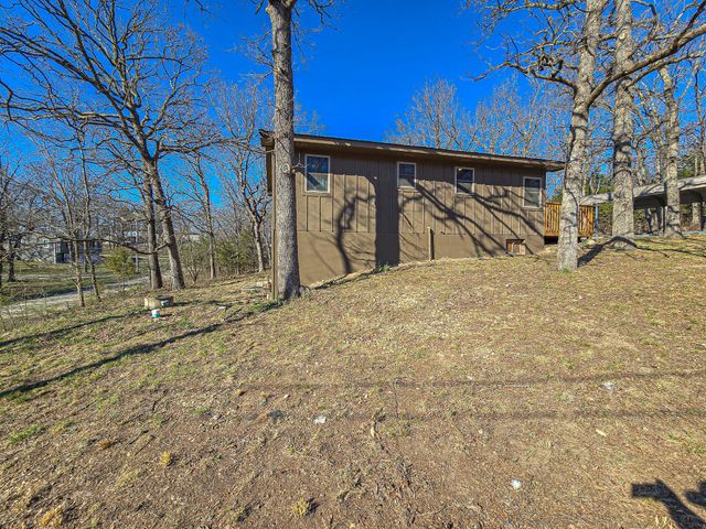 24074 Greybridge W, Pittsburg, MO 65724