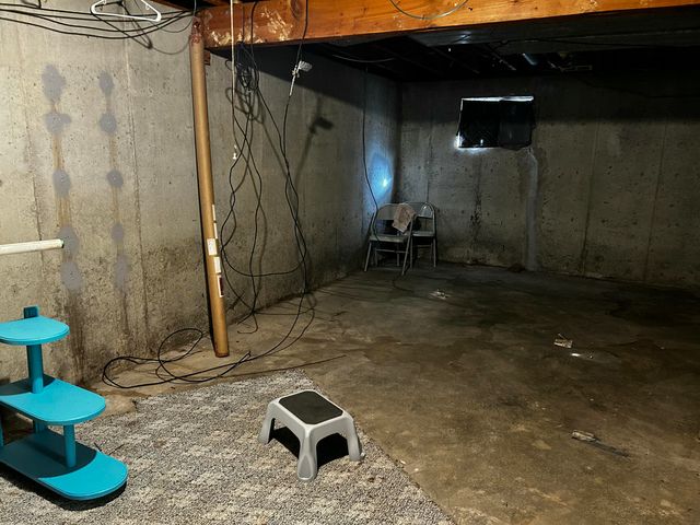 24074 Greybridge W, Pittsburg, MO 65724