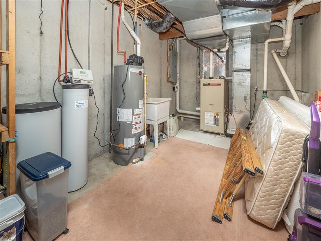 1009 Sherwood Forrest Trail, Sturgis, MI 49091