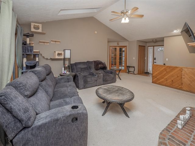 1009 Sherwood Forrest Trail, Sturgis, MI 49091