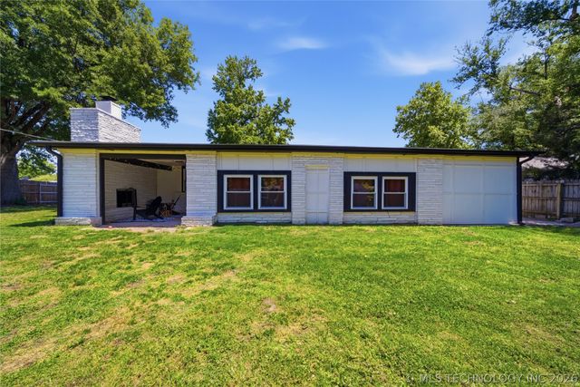 1341 N Dorothy Avenue, Claremore, OK 74017