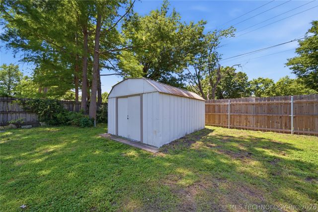 1341 N Dorothy Avenue, Claremore, OK 74017