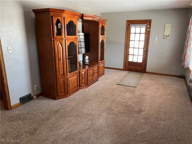 110 Jepson Avenue, St Clairsville, OH 43950