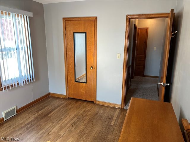 110 Jepson Avenue, St Clairsville, OH 43950