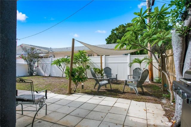536 PATRICIA AVENUE, Dunedin, FL 34698