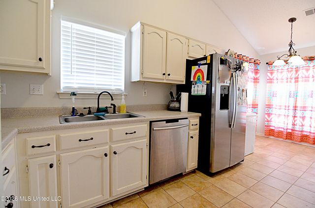 5521 Bradley Drive, Southaven, MS 38671