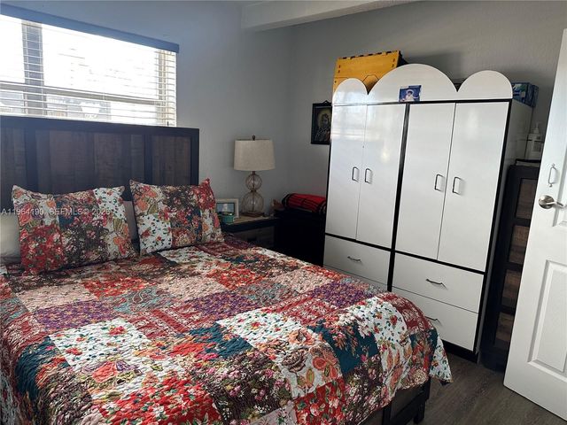 991 E 47th St, Hialeah, FL 33013