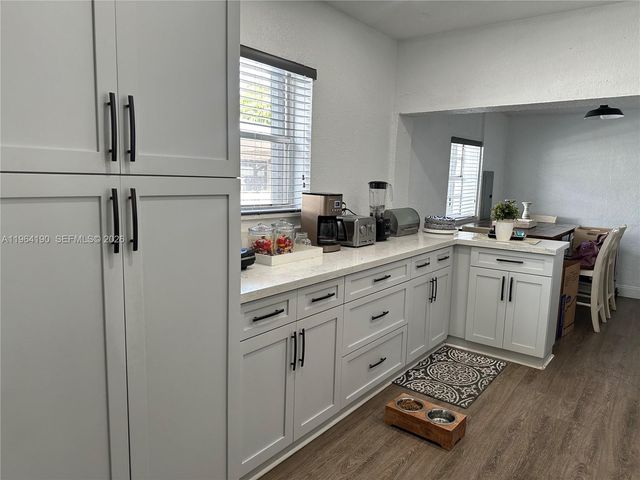 991 E 47th St, Hialeah, FL 33013