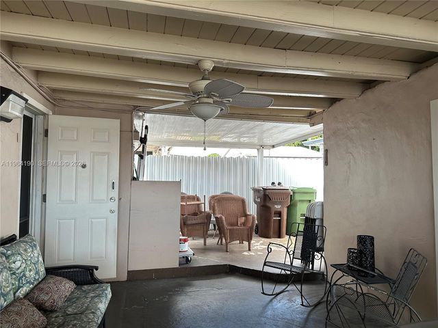 991 E 47th St, Hialeah, FL 33013