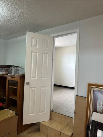 991 E 47th St, Hialeah, FL 33013