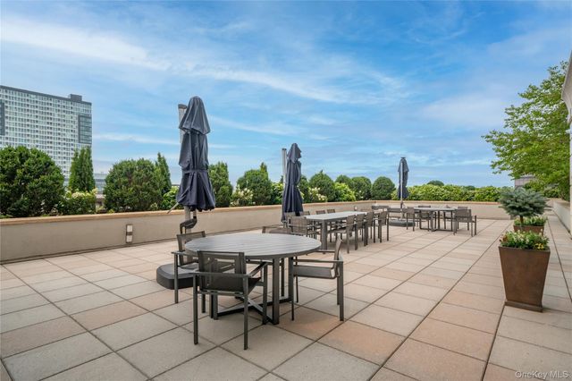 175 Huguenot Street PH503, New Rochelle, NY 10801