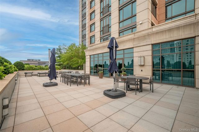 175 Huguenot Street PH503, New Rochelle, NY 10801