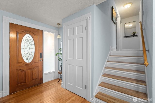 20806 23rd Avenue W, Lynnwood, WA 98036