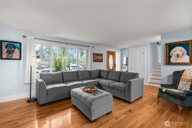 20806 23rd Avenue W, Lynnwood, WA 98036