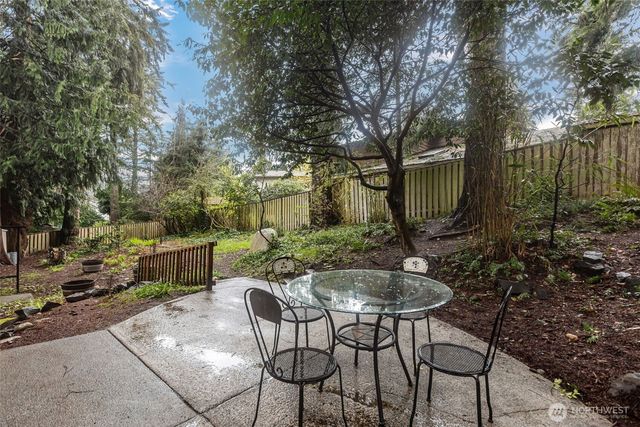 20806 23rd Avenue W, Lynnwood, WA 98036