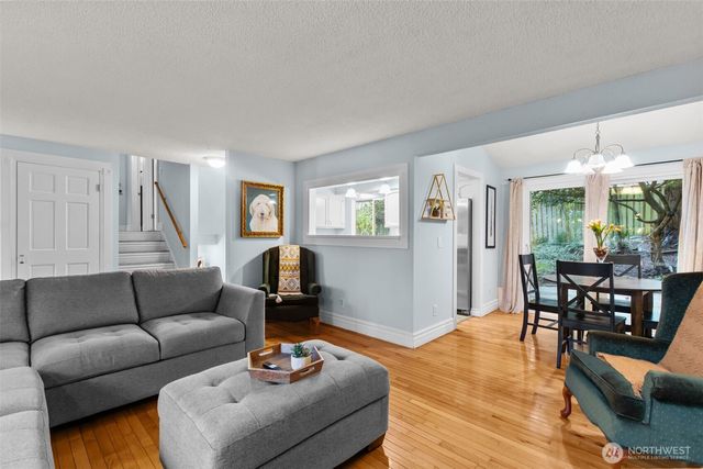 20806 23rd Avenue W, Lynnwood, WA 98036