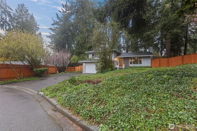 20806 23rd Avenue W, Lynnwood, WA 98036