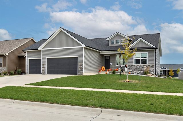 1004 Redbud Drive, Slater, IA 50244