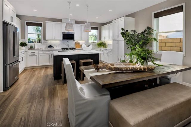 36342 Warren Drive, Palm Desert, CA 92211