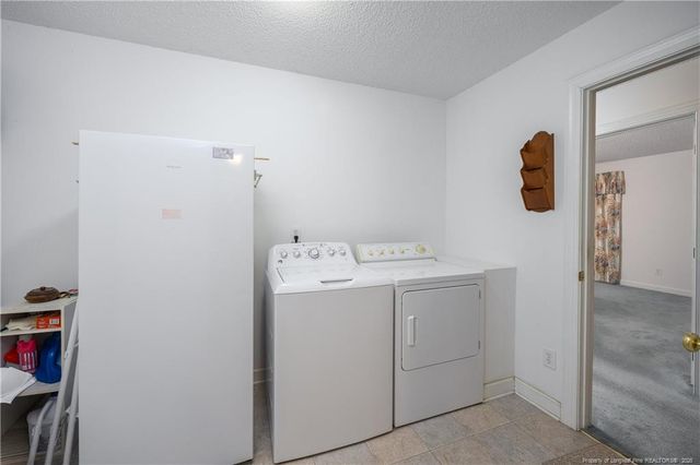 401 W Brocklyn Street, Benson, NC 27504