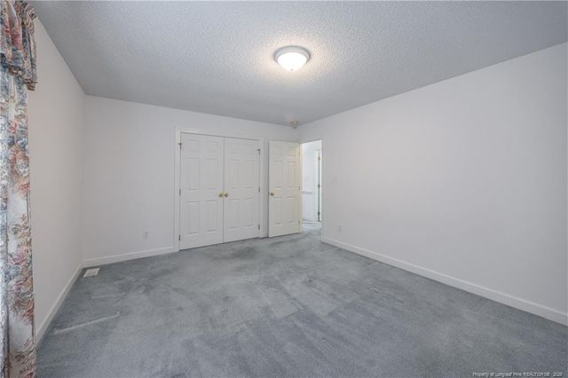 401 W Brocklyn Street, Benson, NC 27504