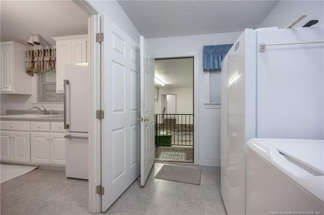 401 W Brocklyn Street, Benson, NC 27504