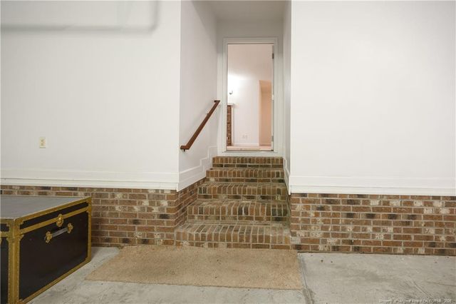 401 W Brocklyn Street, Benson, NC 27504